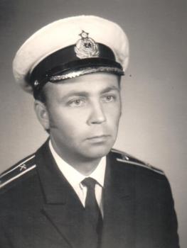 Инженер-капитан 3 ранга Юрий Павлович Кардашёв. [Таллин]. 1970-е гг.